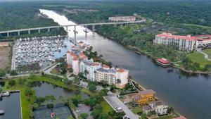 272 HARBOR VILLAGE N