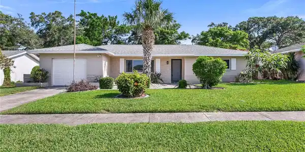 2569 10TH SW