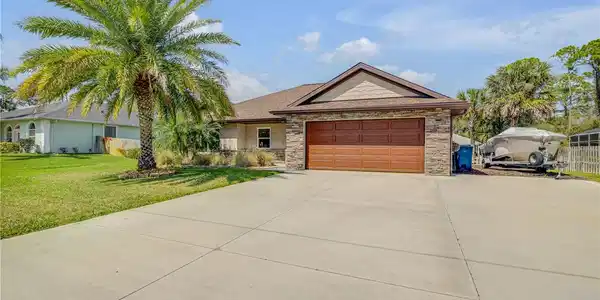 115 FLAMINGO