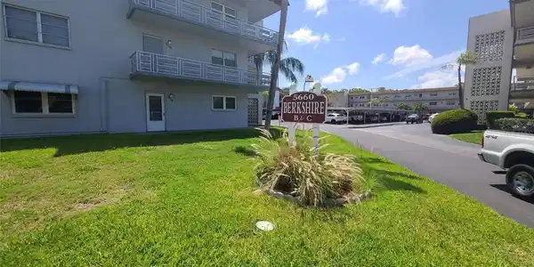 5660 80TH N