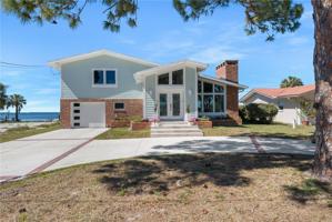 1656 SEA BREEZE