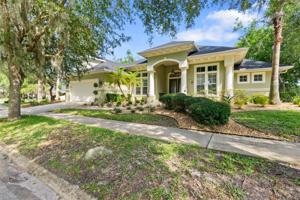 4 VILLAGE PKWY