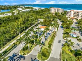 3070 GRAND BAY