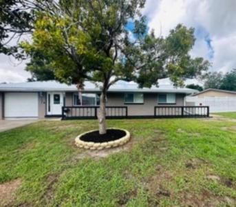 11394 83RD N
