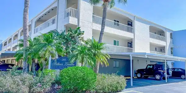 215 VALENCIA