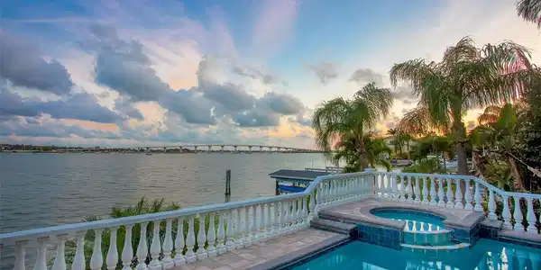14 SUNSET BAY
