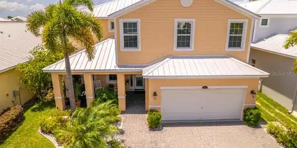 426 BAHAMA GRANDE