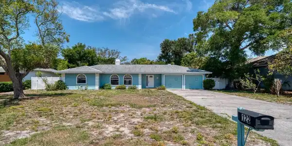 122 PALMETTO