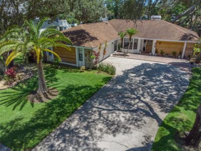 1425 POINSETTIA