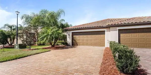 6646 WILLOWSHIRE
