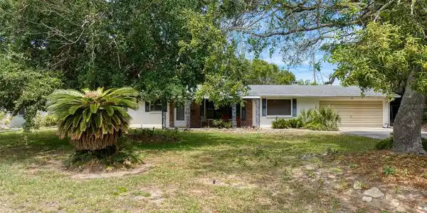 111 ROYAL PALM