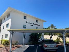 708 TAMIAMI S