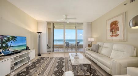 3080 GRAND BAY BOULEVARD