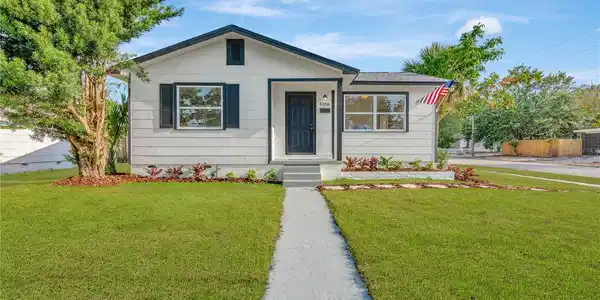 4356 2ND S