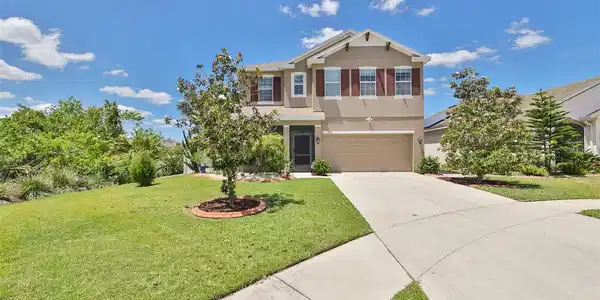 704 PARKER DEN
