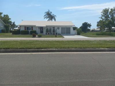 1002 OAKLEAF BOULEVARD