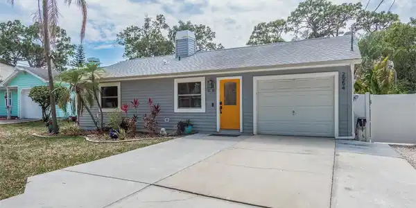 2954 BAY VIEW