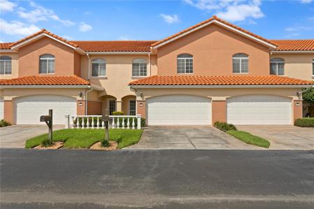 6241 VISTA VERDE W