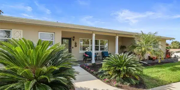 3862 HIGH BLUFF DRIVE