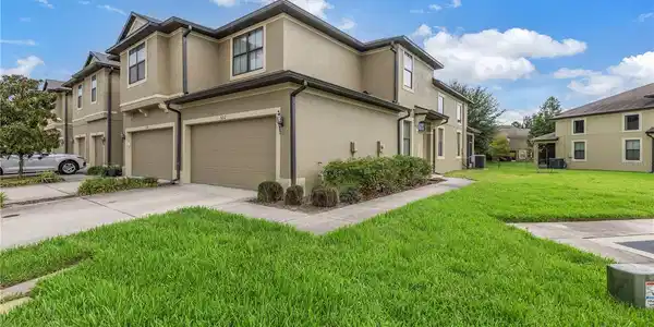 5212 BAY ISLE CIR
