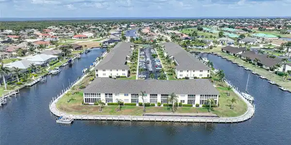 4000 BAL HARBOR BOULEVARD