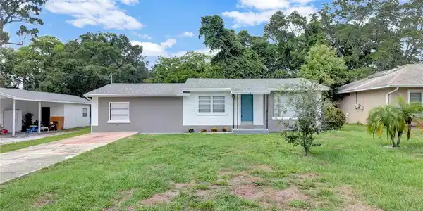 4 BELLE MEADE CIRCLE