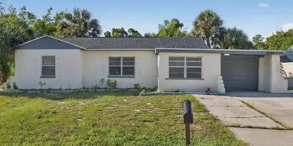 3022 W MEADOW STREET