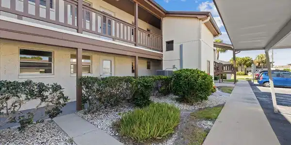 5154 TURQUOISE LANE