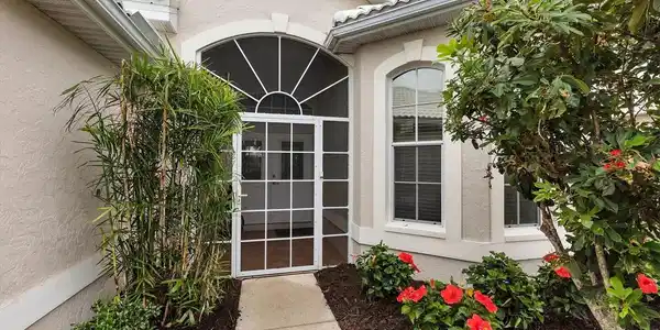 1106 SOUTHLAKE COURT