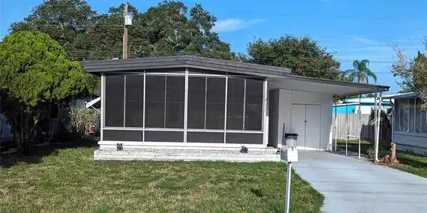 5302 79TH N