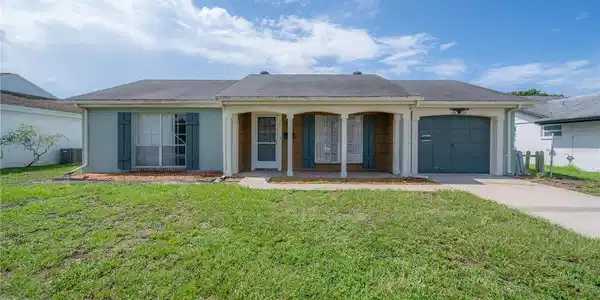 3928 GRAYTON