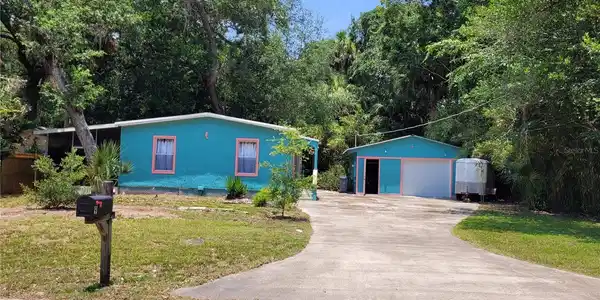 9 ARMAND BEACH