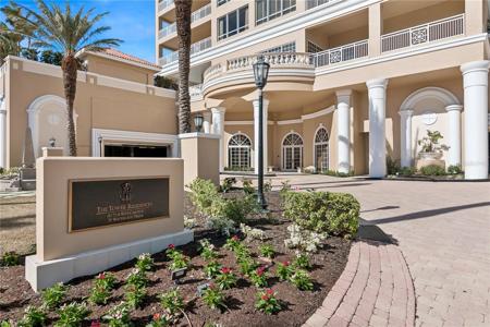 35 WATERGATE DRIVE