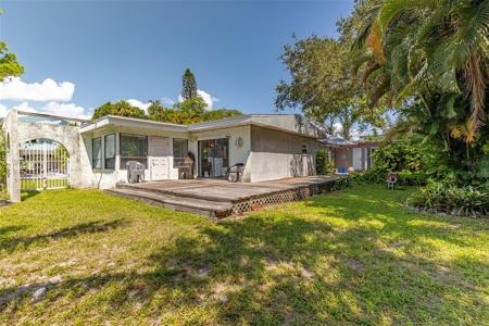 2630 QUINCY S