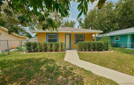 212 13TH AVENUE W