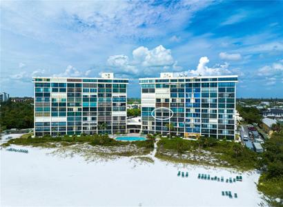 20 WHISPERING SANDS