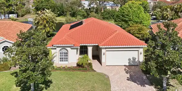 8876 HUNTINGTON POINTE DRIVE