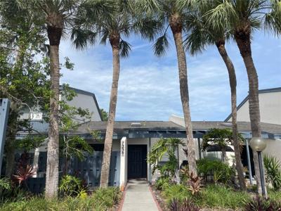 7238 CLOISTER