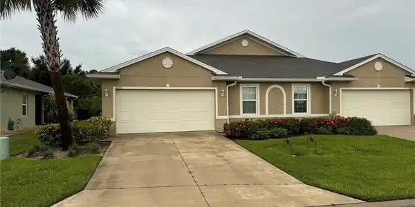 7633 W LENOX CIRCLE