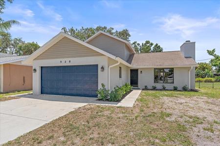 928 LAUREL