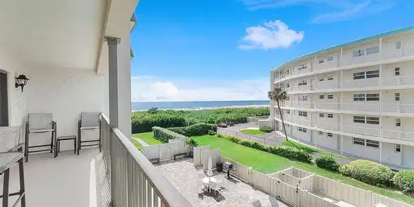 4100 OCEAN BEACH