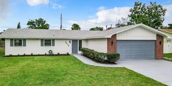 2315 VICTORY PALM DRIVE