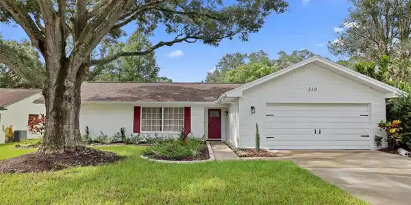 310 WOODLAND