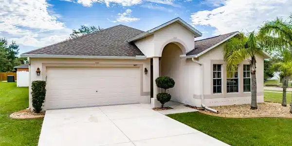 1403 ALHAMBRA CREST