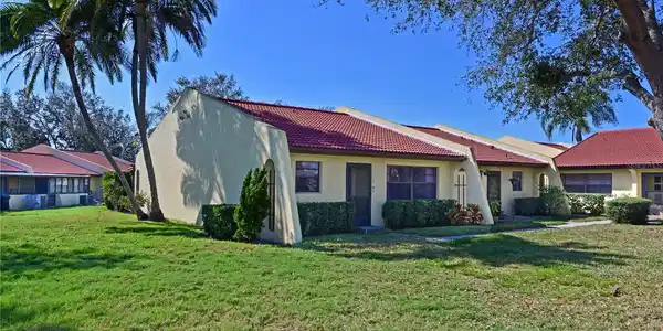 1216 58TH W