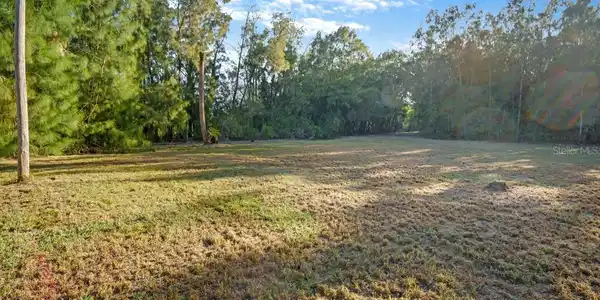 12155 S US HIGHWAY 41
