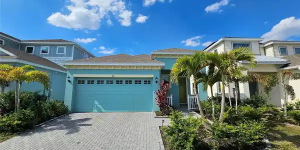 411 SANDSEND