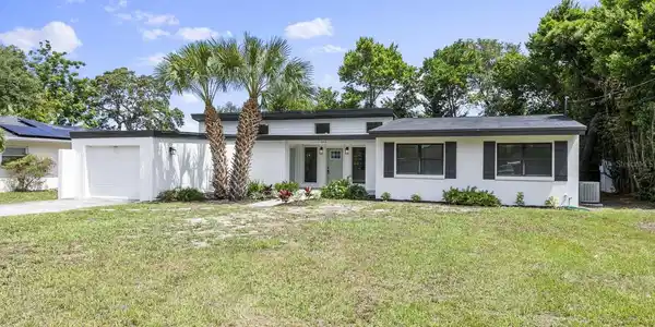 2713 RENATTA