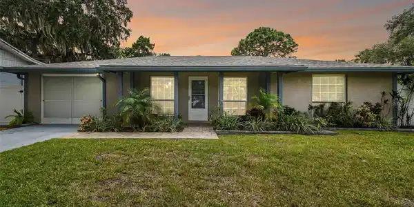 4812 ISTHMUS DRIVE