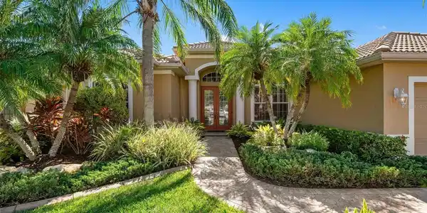 1057 TUSCANY